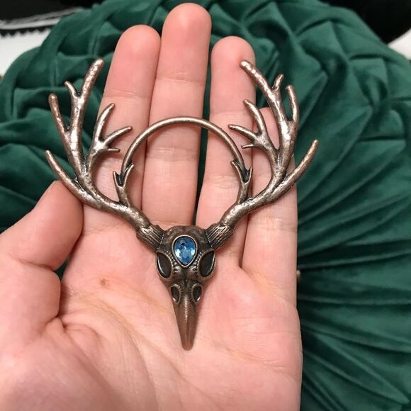 Gothic Vintage Inspired Elk Skull, decretive Blue Stone, Unique artistic… - Picture 2 of 6